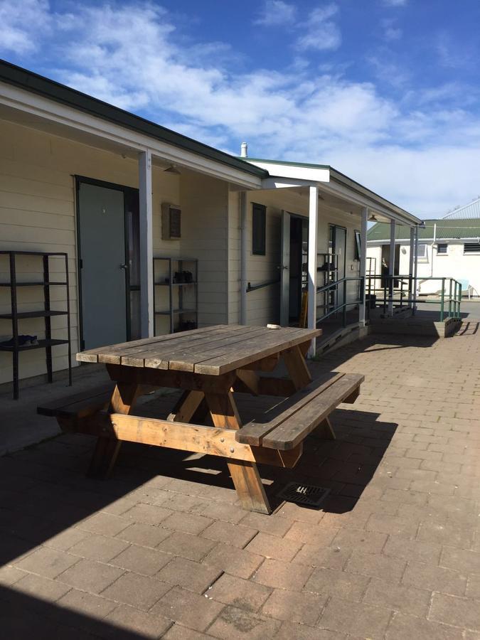 Peace Haven Backpackers Hostel เบลนิม ภายนอก รูปภาพ